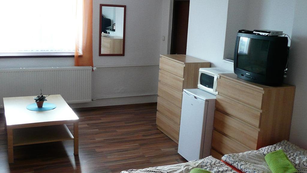 צ'סקה בודיוביצה Apartments U Cara מראה חיצוני תמונה